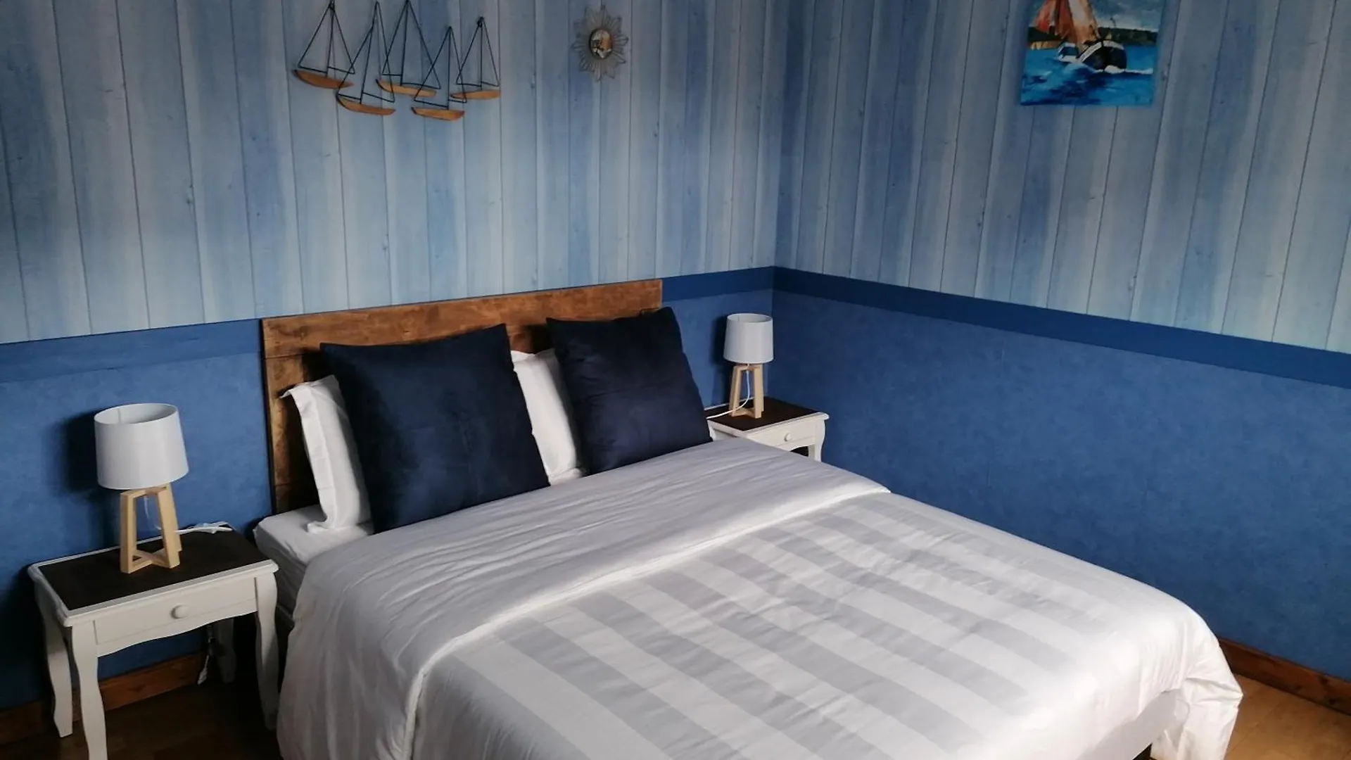 Chambres D'Hotes Kersonan Colpo 0*,  France